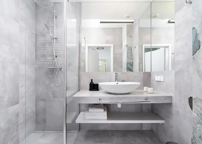 Apartmán With A Balcony And Ac - Rajska 3 Street